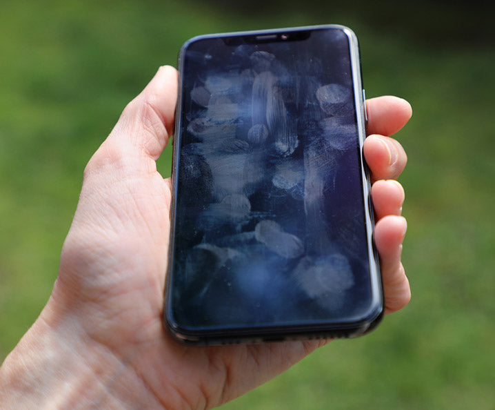 How to Clean Your Phone Screen Properly Pela Case