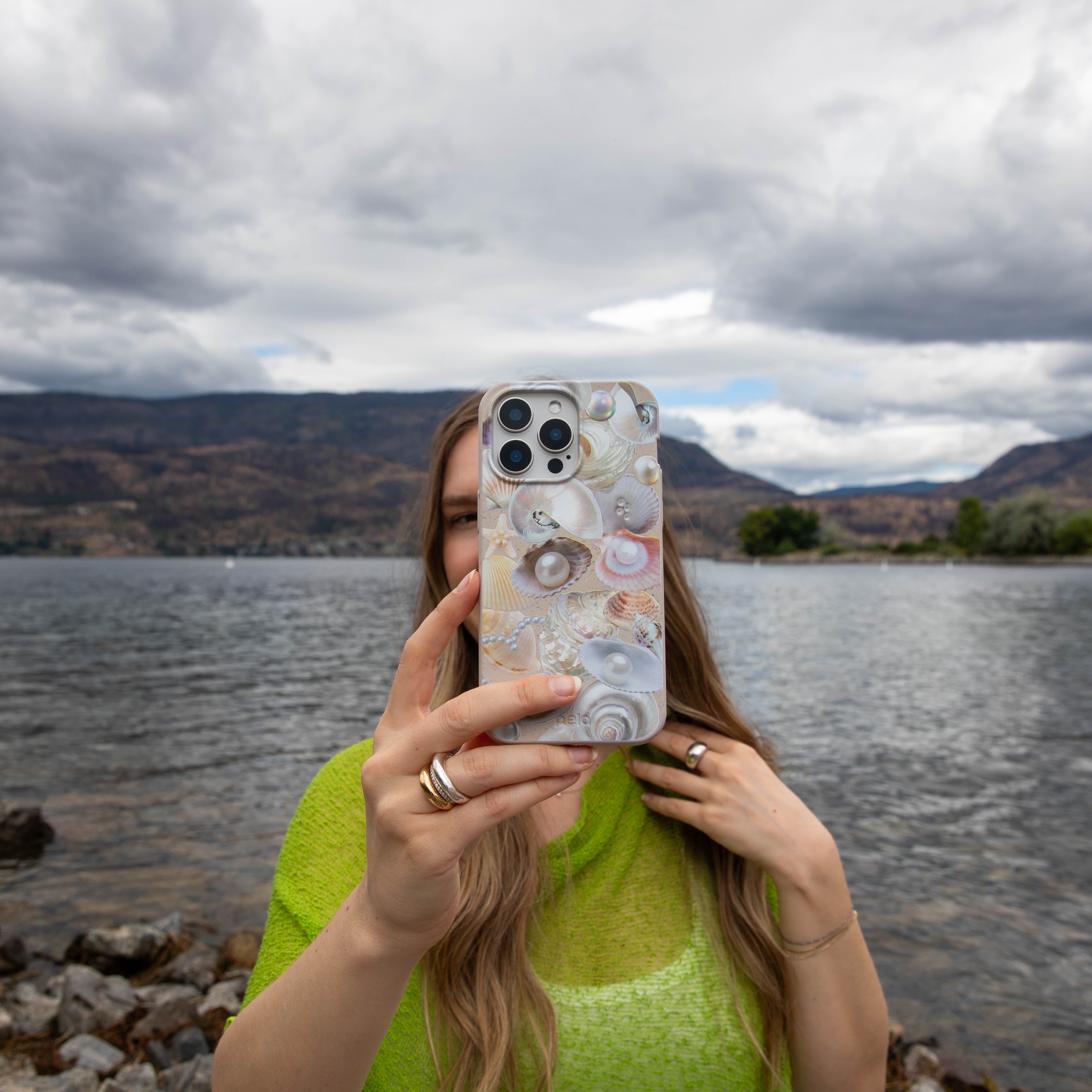 London Fog Sea Gems iPhone 17 Pro Max Case - image 2