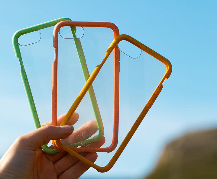 Why Do Clear Phone Cases Turn Yellow? – Pela Case
