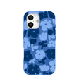 Coque iPhone 17 Electric Blue Daydream Blooms