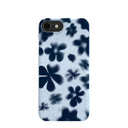 Coque iPhone 6/6s/7/8/SE à motif marguerites bleu poudré