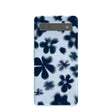Coque Google Pixel 6a à motif marguerites bleu poudré