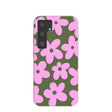 Coque Samsung Galaxy S24 motif fleurs roses au sol forestier