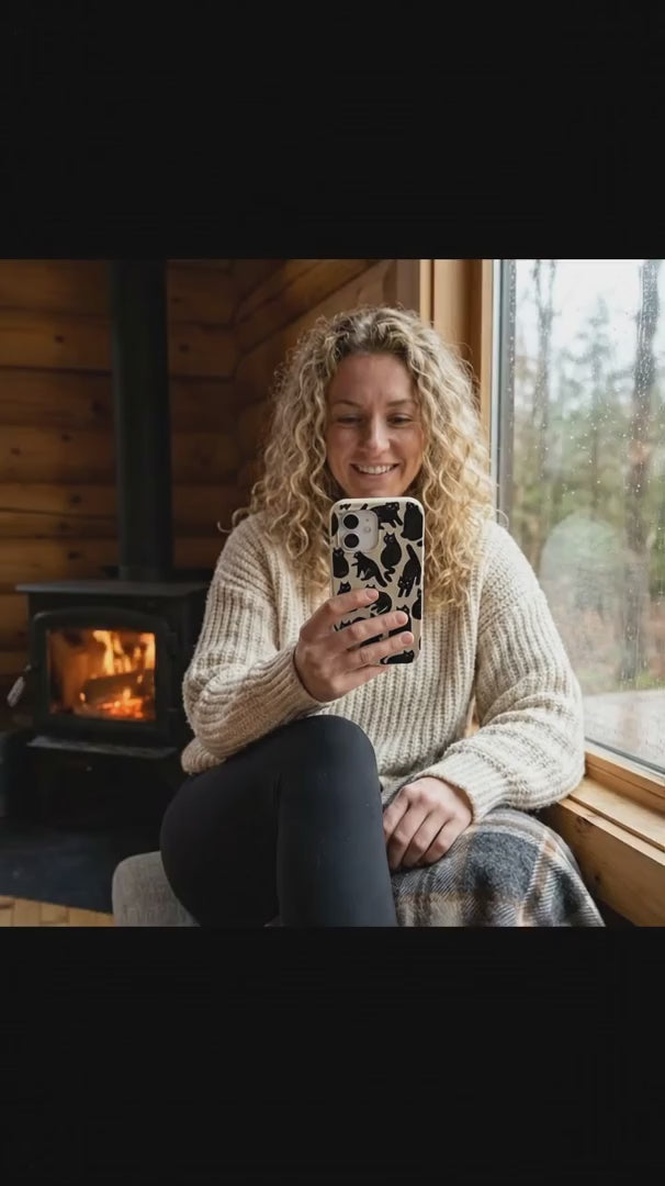 London Fog Night Meowers iPhone 15 Pro Case - Product video demonstration