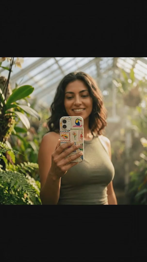 Seashell Tropical Paradise iPhone 16 Pro Case - Product video demonstration