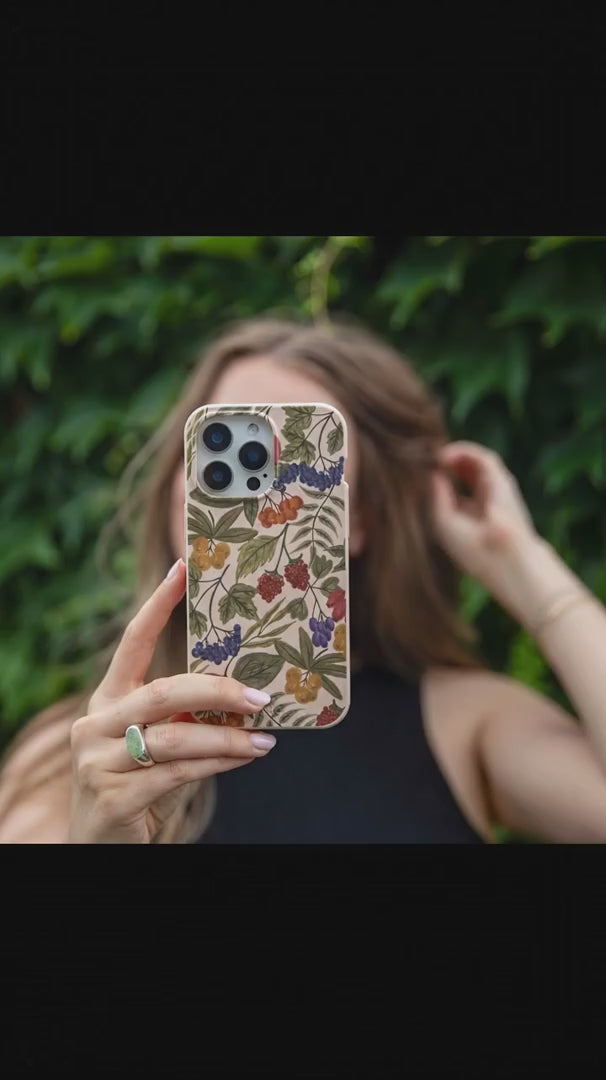 Seashell Fall Berries iPhone 15 Pro Case - Product video demonstration