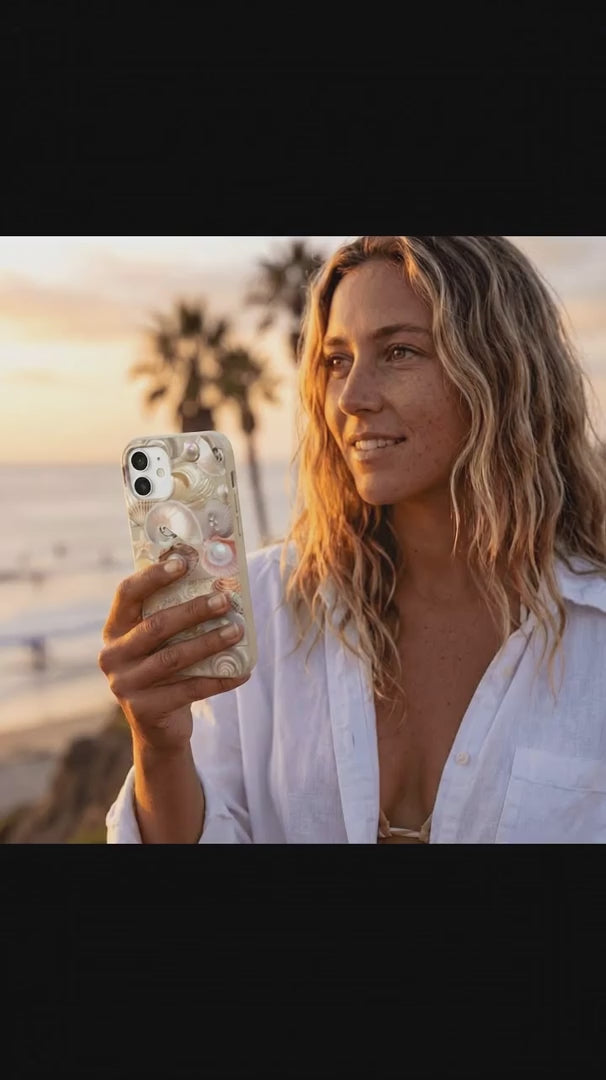 London Fog Sea Gems iPhone 16 Pro Max Case - Product video demonstration