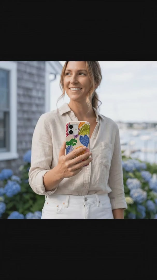 Seashell Tropical Cheer iPhone 17 Pro Case - Product video demonstration