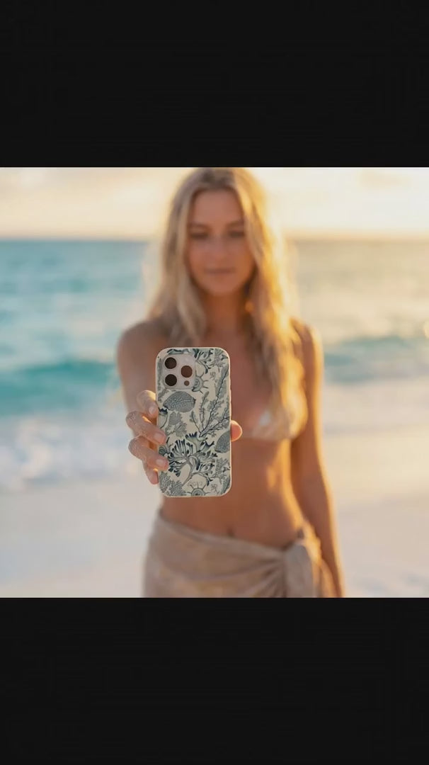 London Fog Vintage Coral iPhone 17 Pro Case - Product video demonstration