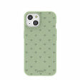 Coque iPhone 14 à motifs cœurs vert sauge